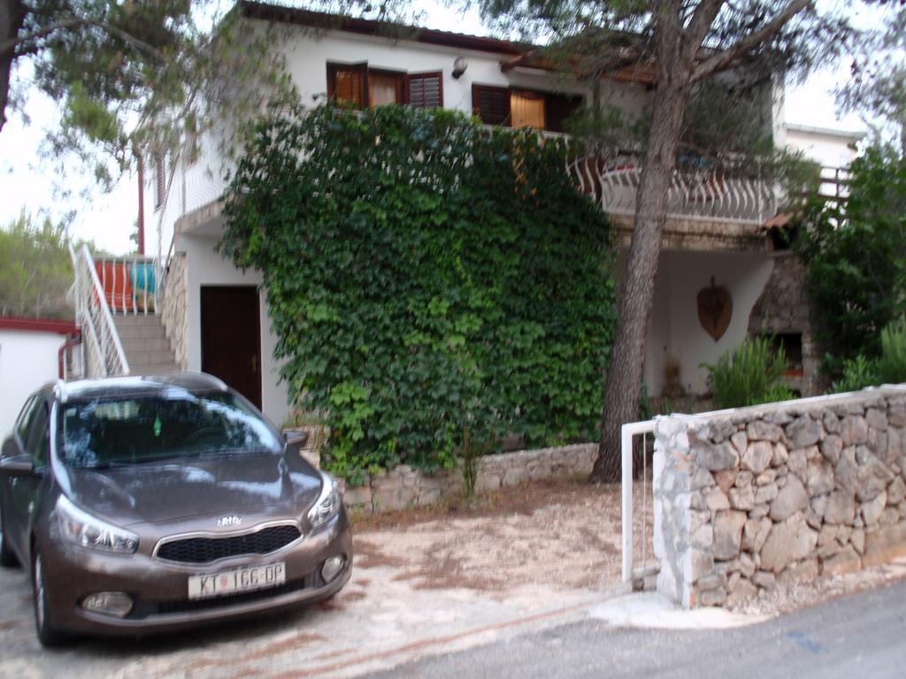 Apartman FOX Pirovac Dış mekan fotoğraf