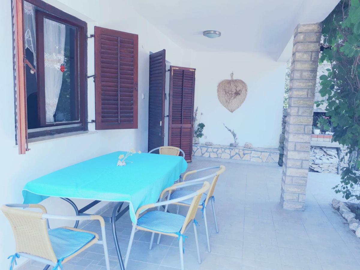 Apartman FOX Pirovac Dış mekan fotoğraf